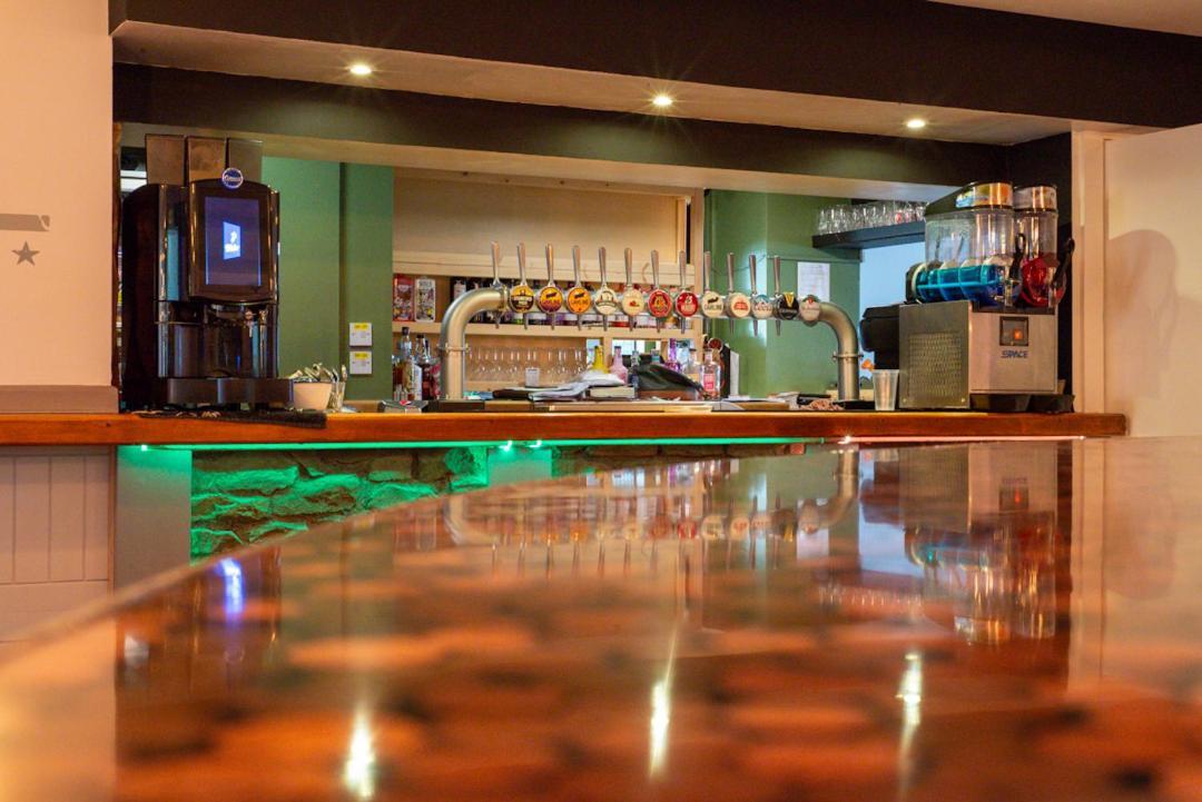 Hampton Hotel & Restaurant Llandrindod Wells Extérieur photo