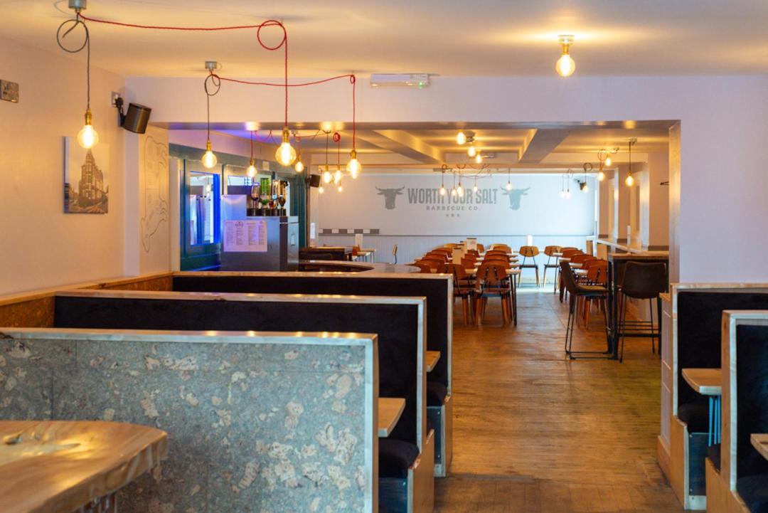 Hampton Hotel & Restaurant Llandrindod Wells Extérieur photo
