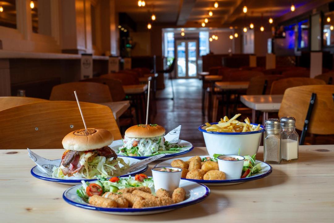 Hampton Hotel & Restaurant Llandrindod Wells Extérieur photo